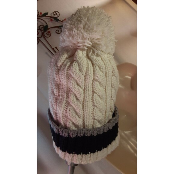 Calvin Klein Pom Pom Winter Hat Wool Blend Adult Size - Picture 4 of 7